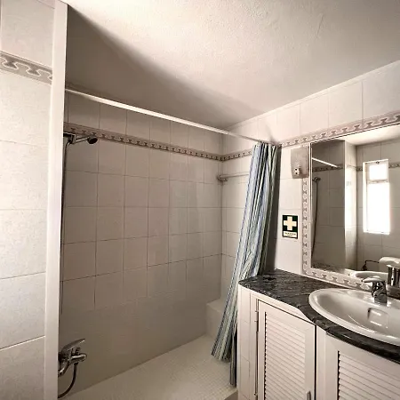 Apartment Blue Lagoon With Pool By Homing