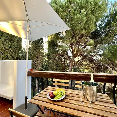 Blue Lagoon With Pool By Homing *