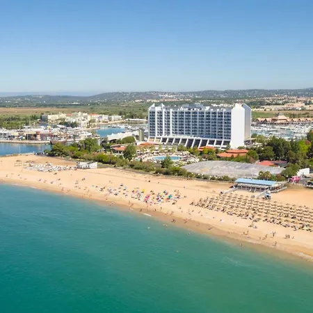 Blue Lagoon With Pool By Homing Vilamoura